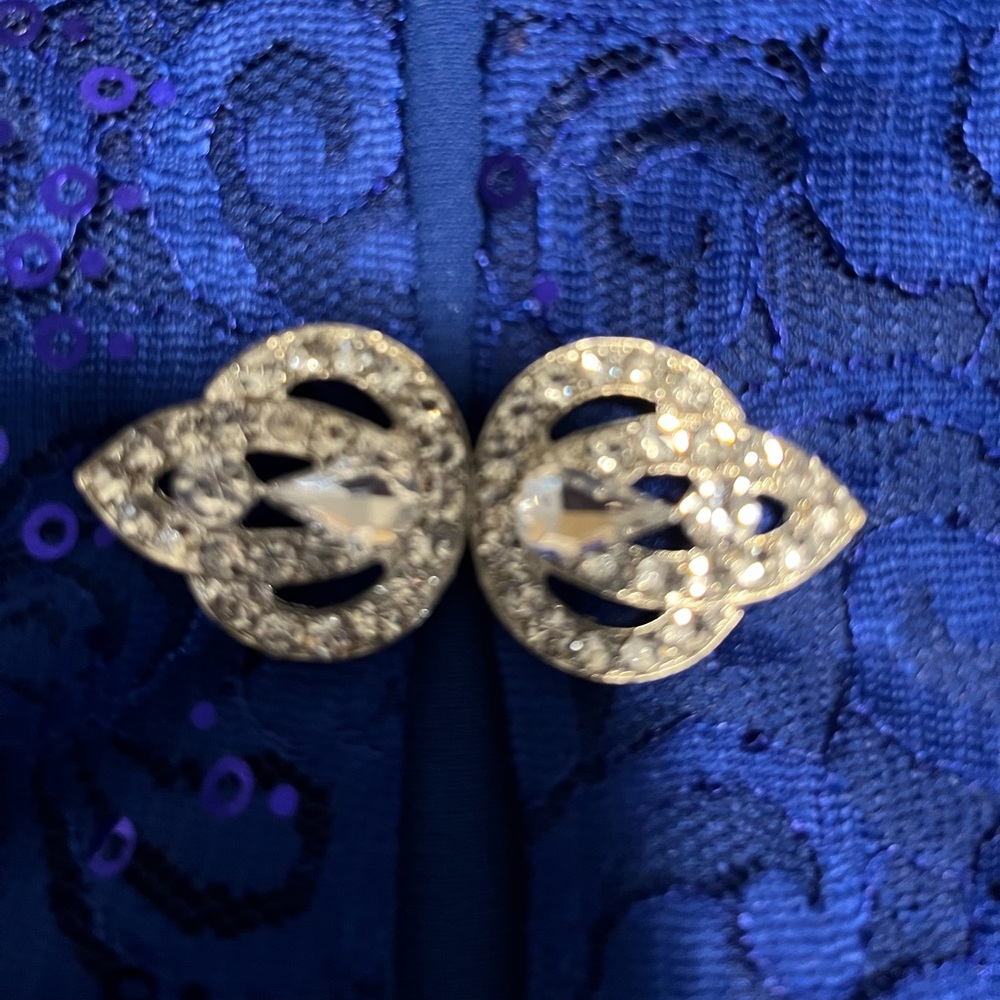 NWOT Cachet Royal Blue Lace Ensemble‎ - Picture 11 of 12